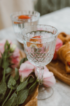 答谢宴红包怎么收 同事结婚后请答谢宴要封红包吗？