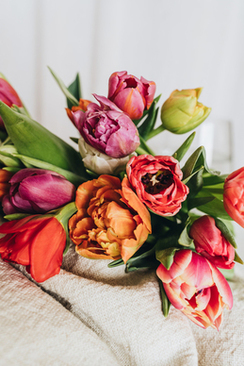 来宾在婚礼上的祝词 新郎父母在婚礼上的祝词