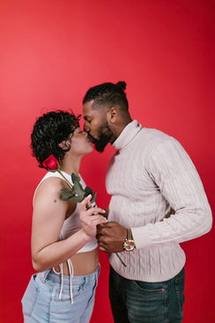 手机短信结婚请柬怎么写 结婚请柬短信怎么写