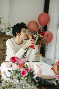 租婚纱还回去后退钱么 租完婚纱把婚纱退掉还还给我钱么