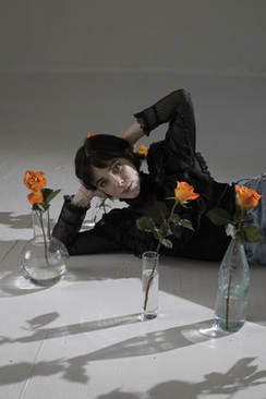 妹妹要结婚了送什么礼物比较好 我表妹要结婚了，送她什么礼物比较好