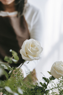 结婚男士一定要黑色西装吗 结婚男生穿西服黑色的可以吗?