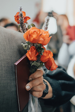 下属结婚一般送多少红包啊 领导送下属结婚多少红包合适