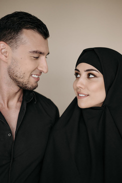 新手怎么开始学化妆 新手怎样从开始学化妆？