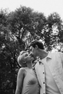 怀孕9个月结婚穿什么衣服 孕九个月结婚,该怎么穿衣打扮