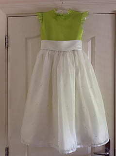 尼雅好还是张裕好 张裕解百纳对比尼雅葡萄酒,哪一个品质更好