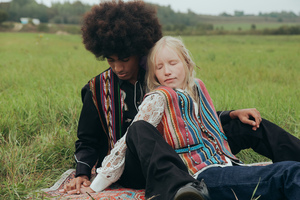 结婚床被子怎么摆 结婚婚床怎么布置图片