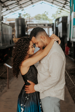 婚纱照影楼和工作室哪个好 拍婚纱照去影楼好还是工作室好?