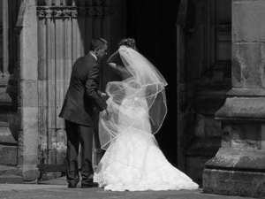 三婚领结婚证需要带2次离婚证吗