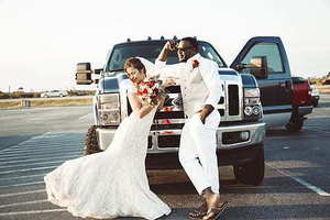 做伴娘要跟新娘 伴娘一般都要为新娘做些什么事?