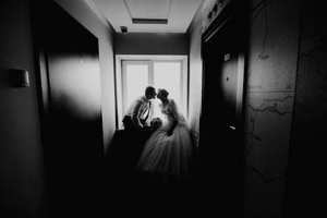 订婚需要穿礼服吗 订婚要不要穿礼服