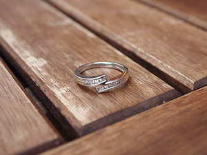 如何做电子邀请函制作过程 怎么做手机电子邀请函?