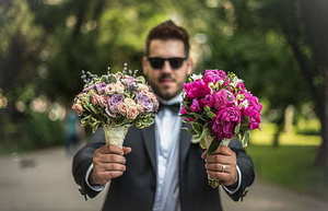 新娘美甲款式 结婚时选择美甲，你会偏向哪种款式？