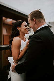 结婚要摆酒席吗 结婚一定要摆酒吗？