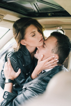 酒席桌上台卡怎么写 婚礼分桌的桌卡应该如何写?