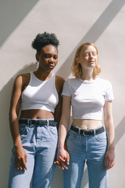 粉红色搭配什么颜色最好看 粉色和什么颜色搭配起来最好看