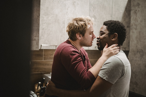 秀和新郎穿什么 《贺新郎》