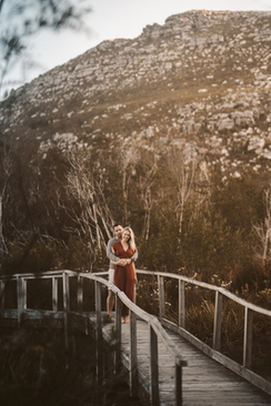 敬酒服以后能穿吗 结婚时的敬酒服我现在能穿吗?