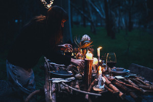 平胸可以穿抹胸婚纱吗 平胸的新娘穿婚纱是不是不好看？怎么办？