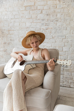 喜帖外面怎么写名字 喜帖信封封面上称呼怎么写合适?