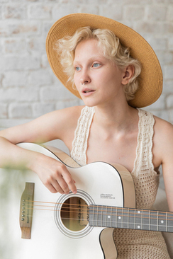 订婚时女方回礼是什么 订婚回礼有什么讲究 订婚女方回礼讲究