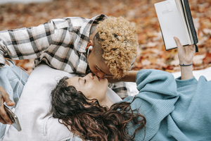 喜糖礼盒怎么装 结婚包装喜糖盒怎么用