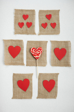 结婚请帖恭请后面要不要写