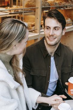 婚礼交杯酒主持词短篇 婚礼简短主持词