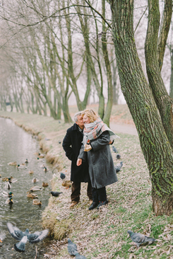 喜酒挨桌敬酒时说啥 喜酒挨桌敬酒时说啥