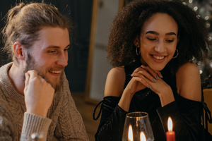 拍婚纱照男的要自己带鞋子吗 去拍婚纱照的时候 需要自己带鞋子吗