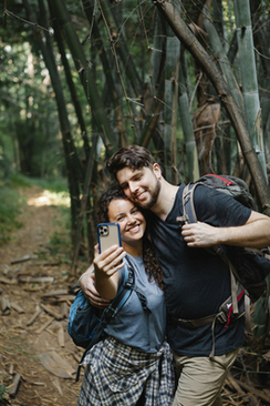 当伴郎要自己准备西装吗 当伴郎衣服自己准备还是新郎准备?