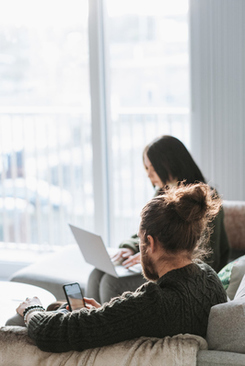 去接新娘子穿什么衣服女生
