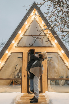 结婚微信红包祝福语怎么写 朋友结婚发微信红包祝福语怎么写