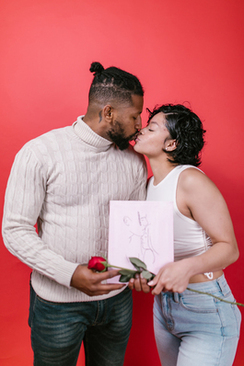 婚纱买的话多少钱 买婚纱的话,一般买什么价位的?