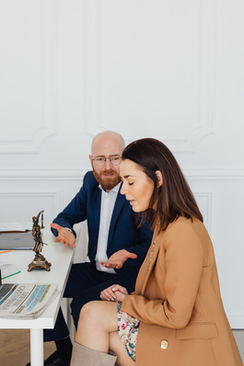 新中式婚礼可以穿白色婚纱嘛 中式婚礼布置与白婚纱搭配吗？感觉怪怪的