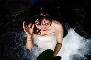 伴娘到新郎家要做什么 结婚时伴娘都要做什么准备?