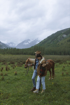 结婚铺婚床祝福语 结婚铺婚床祝福语
