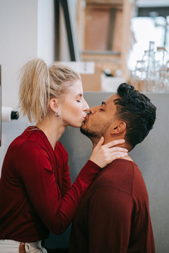 朋友结婚送什么鲜花 朋友结婚送什么花？