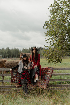 伴郎遇到伴娘堵门应该怎么办 伴郎怎么对付堵门的伴娘