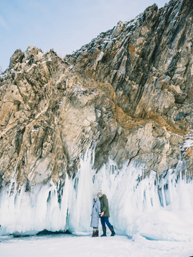 灰色西服配什么颜色皮鞋 灰色西服配什么颜色的皮鞋好看？