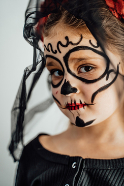 拍婚礼用什么定焦镜头 请问婚礼跟拍都带什么镜头？