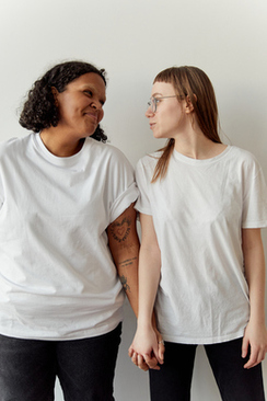 去不了别人婚礼怎么说 朋友婚礼去不了怎么说