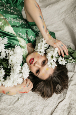 发朋友圈结婚请柬范文 怎么在朋友圈发结婚请帖