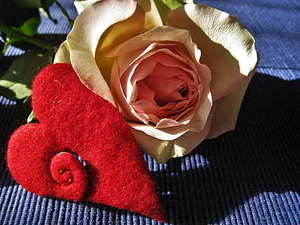 拿到新娘的捧花有啥讲究吗 接到新娘到捧花有什么讲究吗?