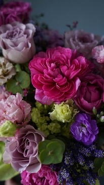 粉色搭配什么颜色好看 粉色和什么颜色搭配最好看呢