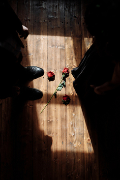 适合婚礼现场的音乐 有哪些歌曲适合在婚礼现场演唱?