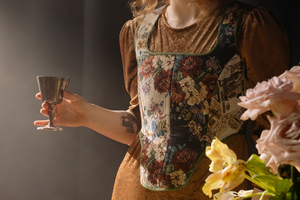 订婚时钱是给女方嘛