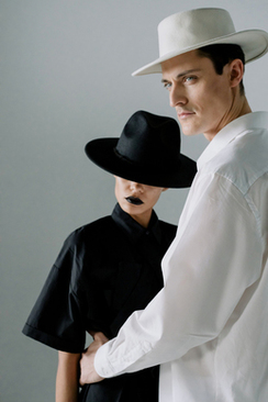 什么颜色的房门耐看 房子选什么颜色的门好看