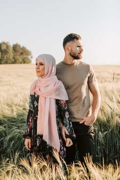 结婚堵门的一般有几个 结婚堵门问题大全 结婚堵门问题有哪些