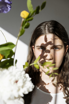 伴娘送新娘什么礼物好 伴娘送什麽礼物给新娘好呢